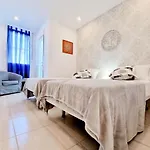 Sea Point House *