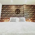 Sea Point House *