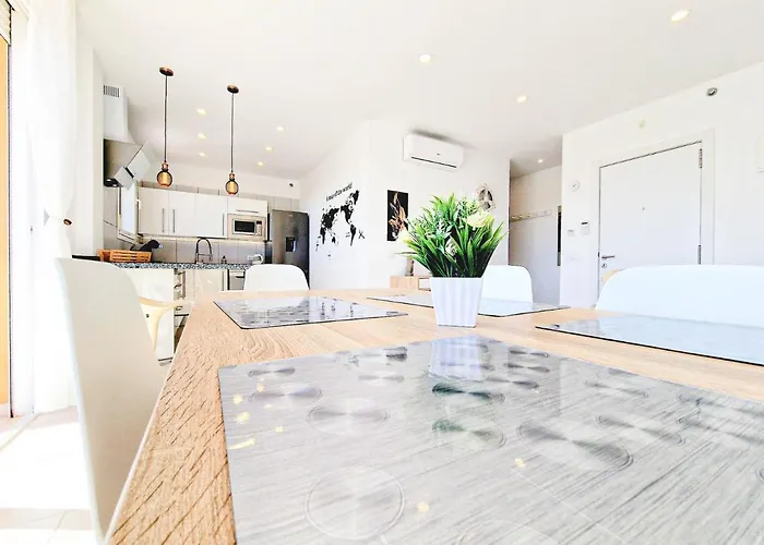 Sea Point House Апартаменты *