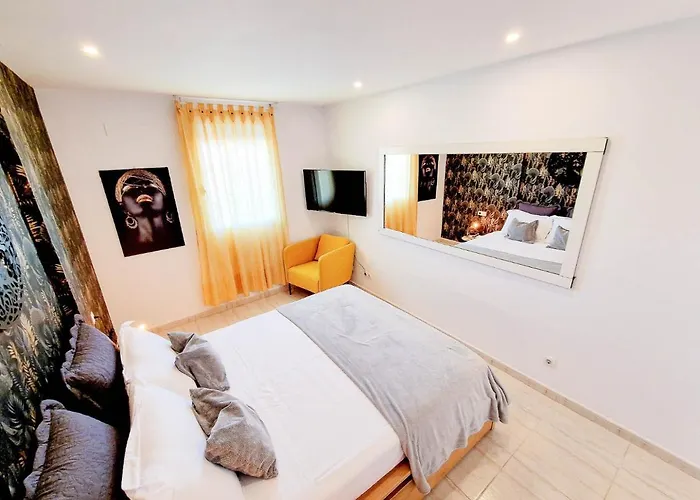 Апартаменты Sea Point House Сан Мигель