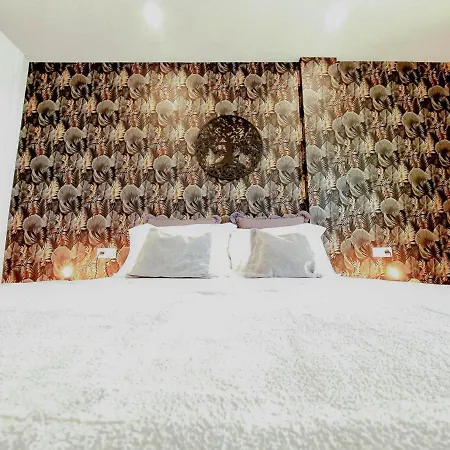 Sea Point House *