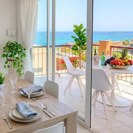 Sea Point House * 圣米格尔德阿沃纳