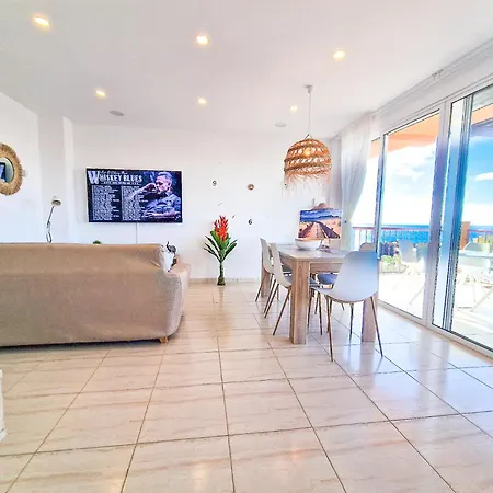 Sea Point House *
